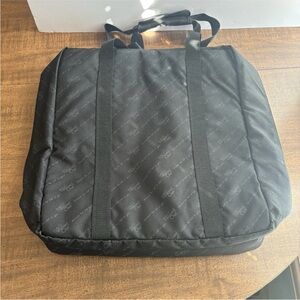 Pampered Chef XL Consultant Tote Bag 17” by 16” by 5”